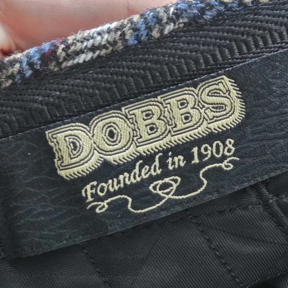 DOBBS Italian Wool Herringbone Newsboy Flat Hat Cap NWT Medium / 57 US 7 1/8